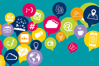 türkiser Hintergrund, bunte runde Sprechblasen in den je ein weißes Icon zu sehen ist. Die Icons sind in Form von zB einem @-Zeichen, einem Smiley-Gesicht, einem Buch, einer Wolke, Buchstaben, einer Weltkugel, etc.