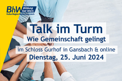 Eine Gruppe von Menschen legt in der Mitte des Kreises die Hände zusammen als Zeichen für Teamwork und Motivation.