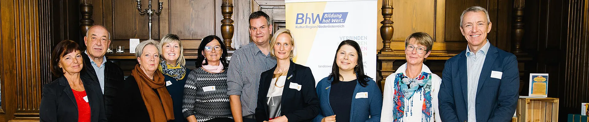 Gruppenfoto der Teilnehmenden der Gemeinschaftswerkstatt für Bildungsgemeinderätinnen und Bildungsgemeinderäte