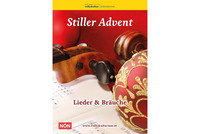 Cover der Sonderausgabe "Stiller Advent" von der Volkskultur und der NÖN. Darauf sieht man einen Teilausschnitt einer Christbaumkugel, eines Musikinstruments wie eine Geige und Notenblätter
